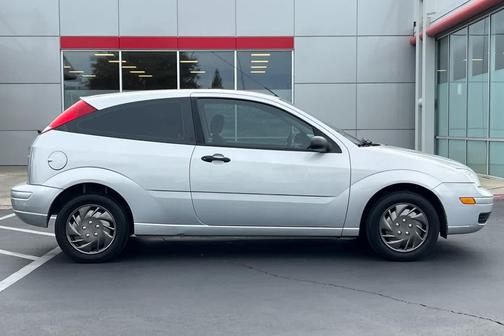 2005 Ford Focus ZX3