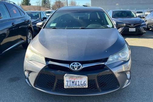 2016 Toyota Camry SE