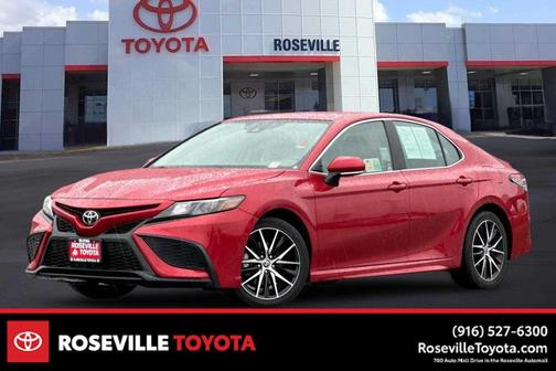 2024 Toyota Camry SE