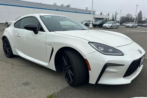 2024 Toyota GR86 Premium