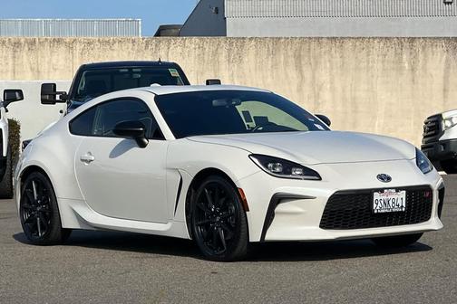 2024 Toyota GR86 Premium