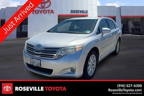 Classic Silver Metallic 2012 Toyota Venza LE