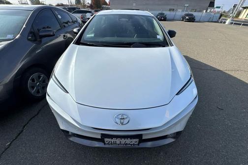 2023 Toyota Prius XLE