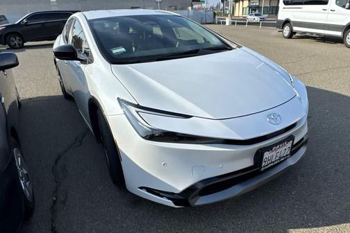 2023 Toyota Prius XLE