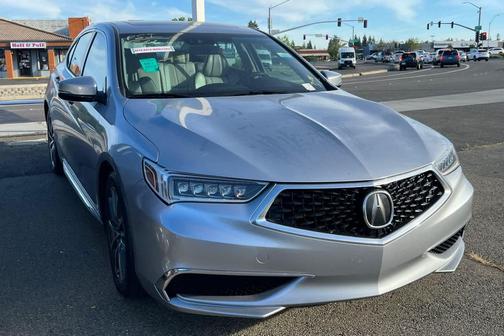Lunar Silver Metallic 2018 Acura TLX Technology