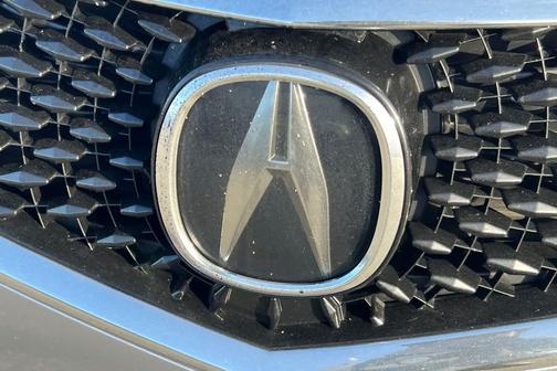 Lunar Silver Metallic 2018 Acura TLX Technology