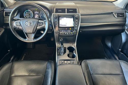 2015 Toyota Camry Hybrid XLE
