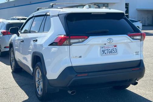 White 2022 Toyota RAV4 XLE