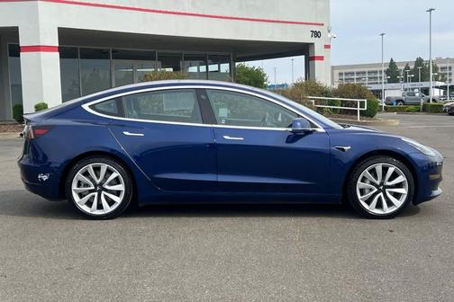 2017 Tesla Model 3 Long Range