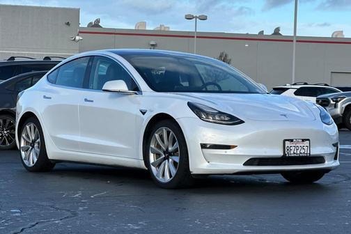 2018 Tesla Model 3 Long Range