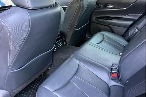 2022 Toyota Mirai Base