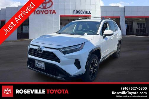 Wind Chill Pearl 2025 Toyota RAV4 Hybrid SE