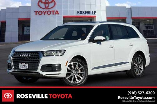 White 2019 Audi Q7 45 Premium Plus