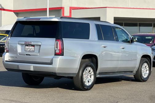 2017 GMC Yukon XL SLT