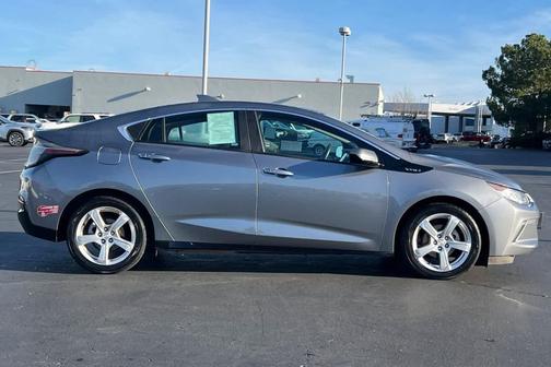 2018 Chevrolet Volt LT