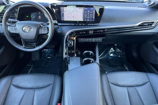 2022 Toyota Mirai Base