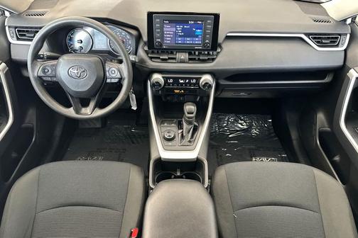 2022 Toyota RAV4 Hybrid LE