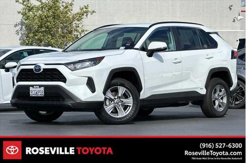 2022 Toyota RAV4 Hybrid LE