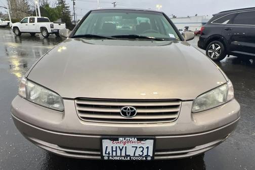1999 Toyota Camry LE V6