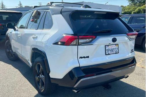 2019 Toyota RAV4 Hybrid SE