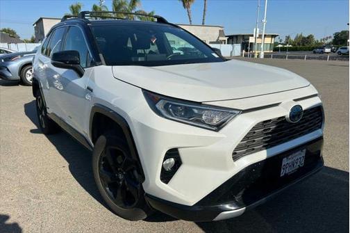 2019 Toyota RAV4 Hybrid SE