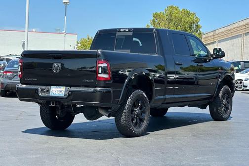 2022 RAM 3500 Limited Mega Cab 4x4 6'4' Box