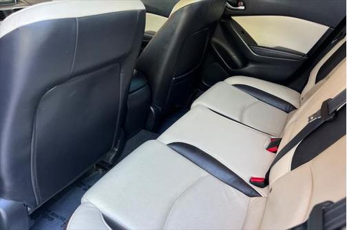 2014 Mazda Mazda3 s Grand Touring