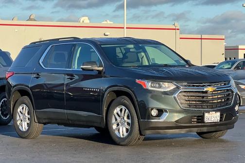 2021 Chevrolet Traverse LT Cloth