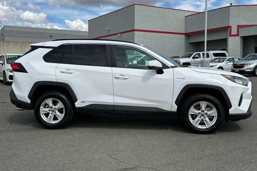 2021 Toyota RAV4 Hybrid LE