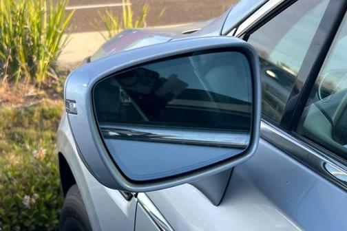 Quicksilver Metallic 2019 Buick Enclave Essence