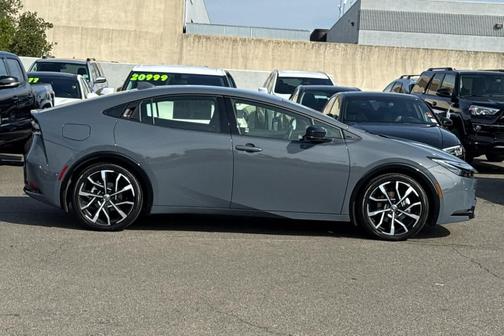 2024 Toyota Prius Prime XSE