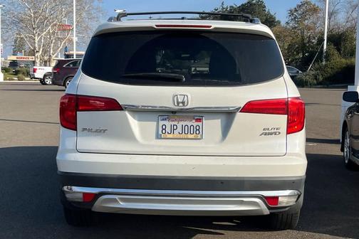 2018 Honda Pilot Elite