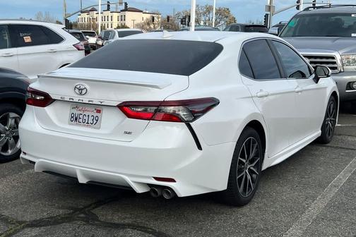 2021 Toyota Camry SE