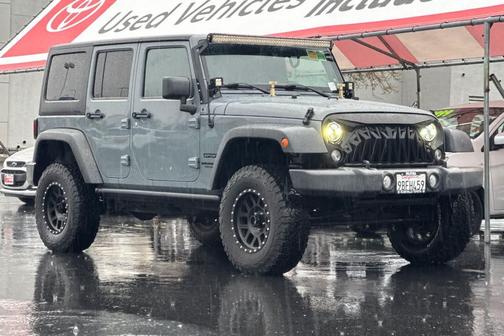 2015 Jeep Wrangler Unlimited Sport