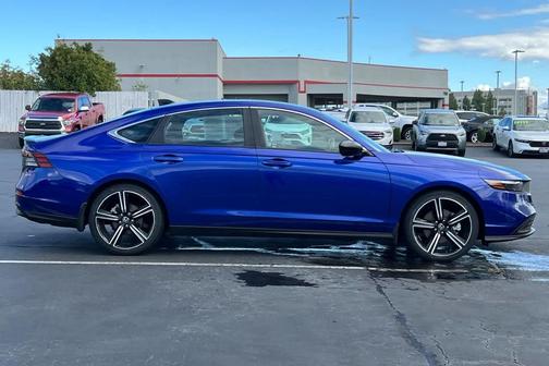 2023 Honda Accord Hybrid Base