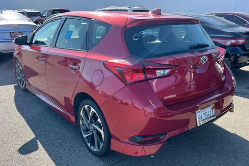 Barcelona Red Metallic 2018 Toyota Corolla iM Base