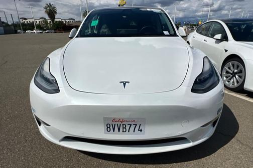 Pearl White Multi-Coat 2021 Tesla Model Y Long Range Dual Motor All-Wheel Drive