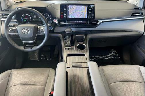 2021 Toyota Sienna Limited 7-Passenger