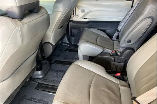 2021 Toyota Sienna Limited 7-Passenger