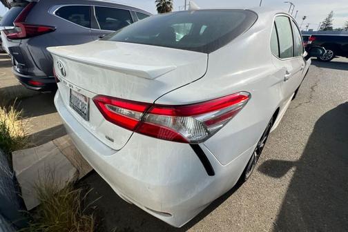 2020 Toyota Camry SE