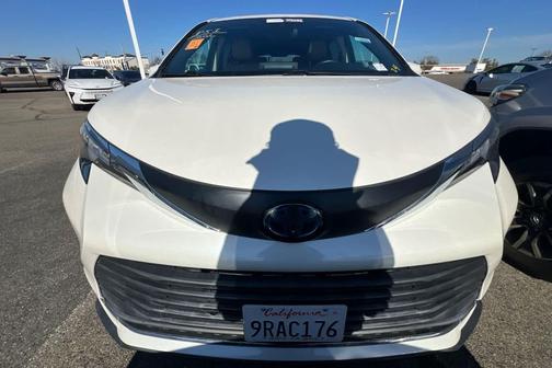 2021 Toyota Sienna XLE 7 Passenger