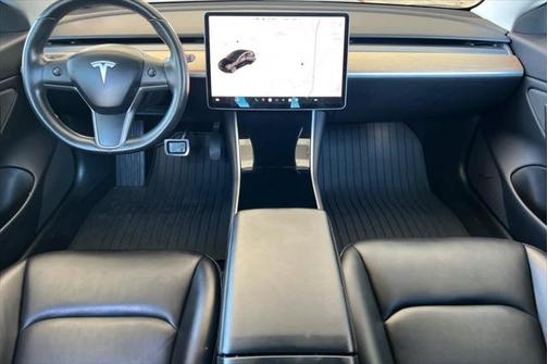 2019 Tesla Model 3 Standard Range Plus