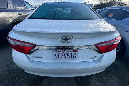 2016 Toyota Camry SE