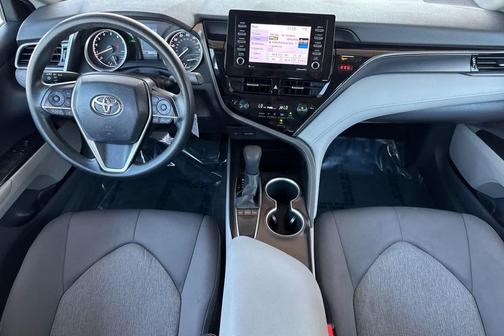 2022 Toyota Camry LE