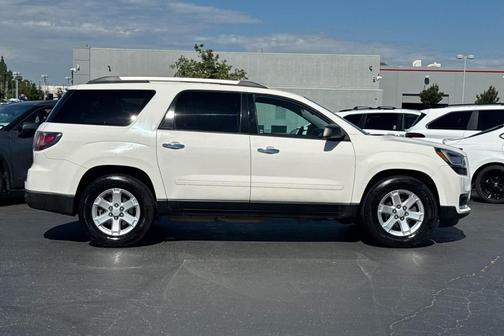 Summit White 2014 GMC Acadia SLE-1