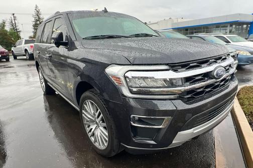 Dark Matter Gray Metallic 2024 Ford Expedition Limited