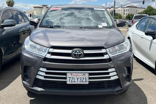 Predawn Gray Mica 2017 Toyota Highlander LE