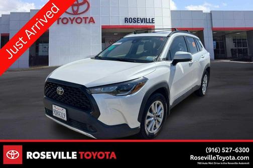 Wind Chill Pearl 2022 Toyota Corolla Cross LE