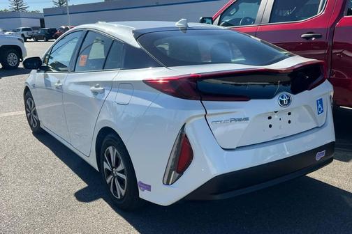 Blizzard Pearl 2018 Toyota Prius Prime Premium