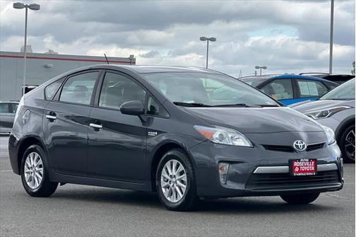 2014 Toyota Prius Plug-in Advanced